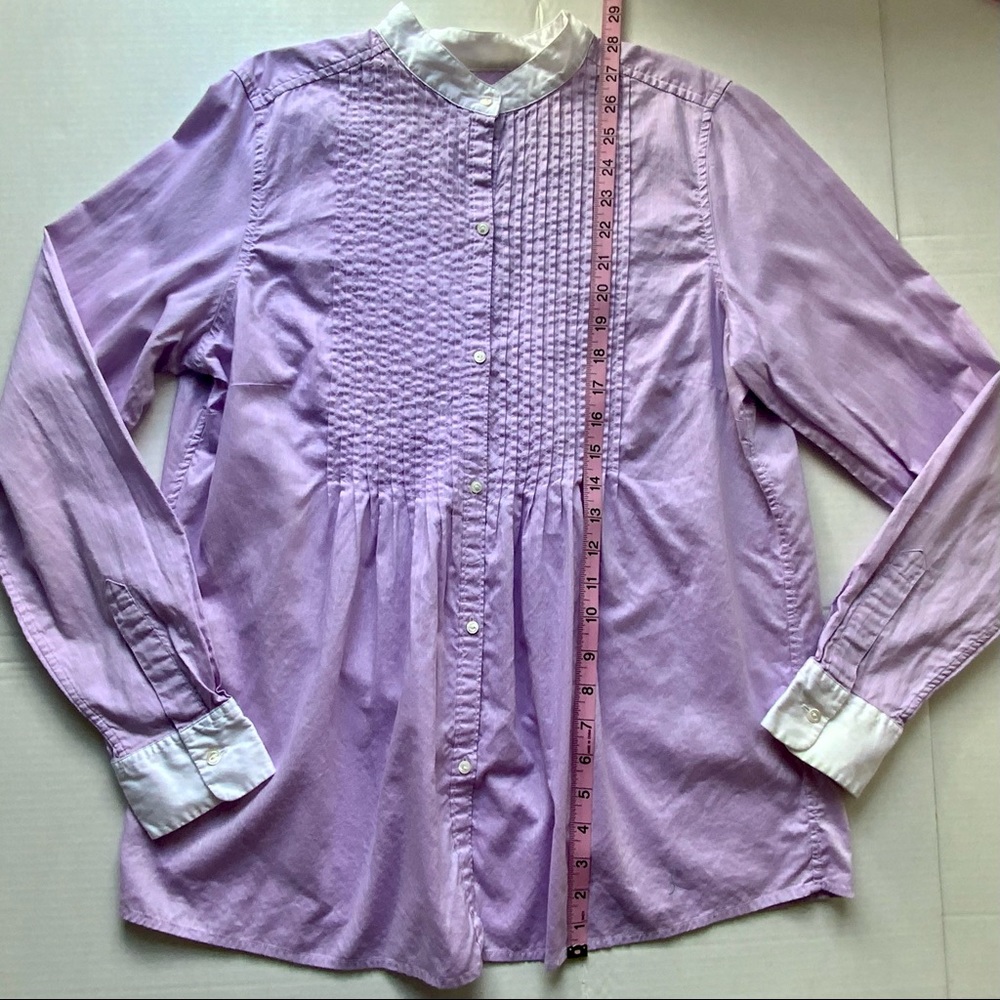 Big Shirt, Button-front Collar, Sz12,
Long Sleeves, Plank Detail, Trendy, Modern